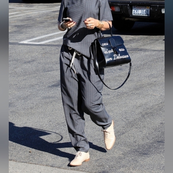 Alexander Wang Beige Croc Embossed Leather Ingrid Lace Up Oxfords - Picture 3 of 11